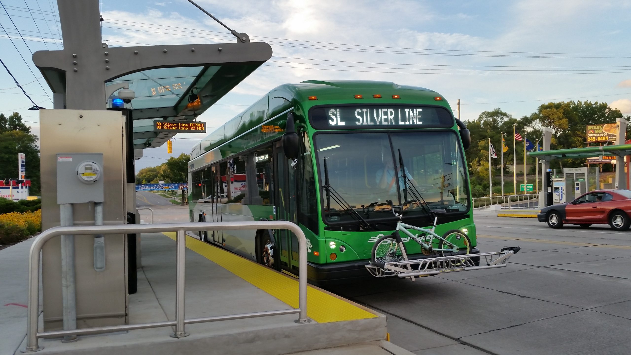 Grand Rapids invests in first BRT in Michigan | Active